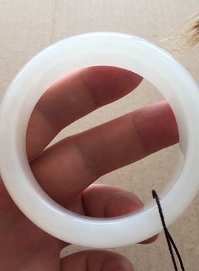 天然证书和田玉手镯