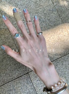 如蝶在野 夏沫~仲夏清凉冰薄荷锆石戒指轻奢清冷高级感镂空开口戒