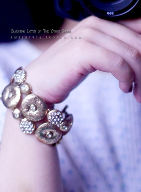 做旧镀金水晶钻镶嵌手链