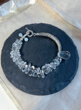 泰国清迈925纯银不规则天然白水晶手链弯管水滴原创款