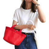 Японская домохозяйка Круг Ман Рука в сумочке