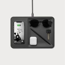 US fashion Courant Catch 3 Qi Wireless charging station desktop finishing depository