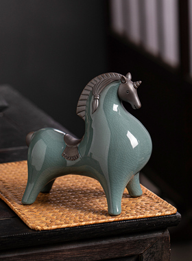 中式哥窑唐马陶瓷摆件茶室装饰