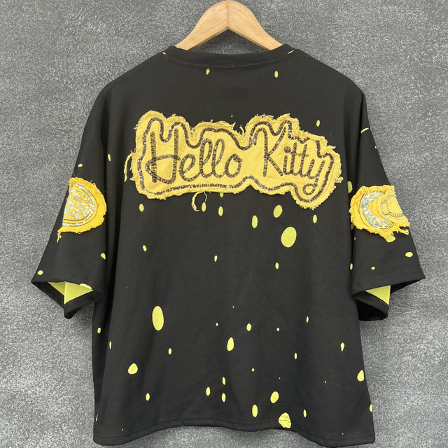 ຂະໜາດໃຫຍ່ພິເສດ ໄຂມັນ mm trendy brand Kitty cat heavy industry embroidered hole patch short-sleeved T-shirt women's loose half-sleeved top