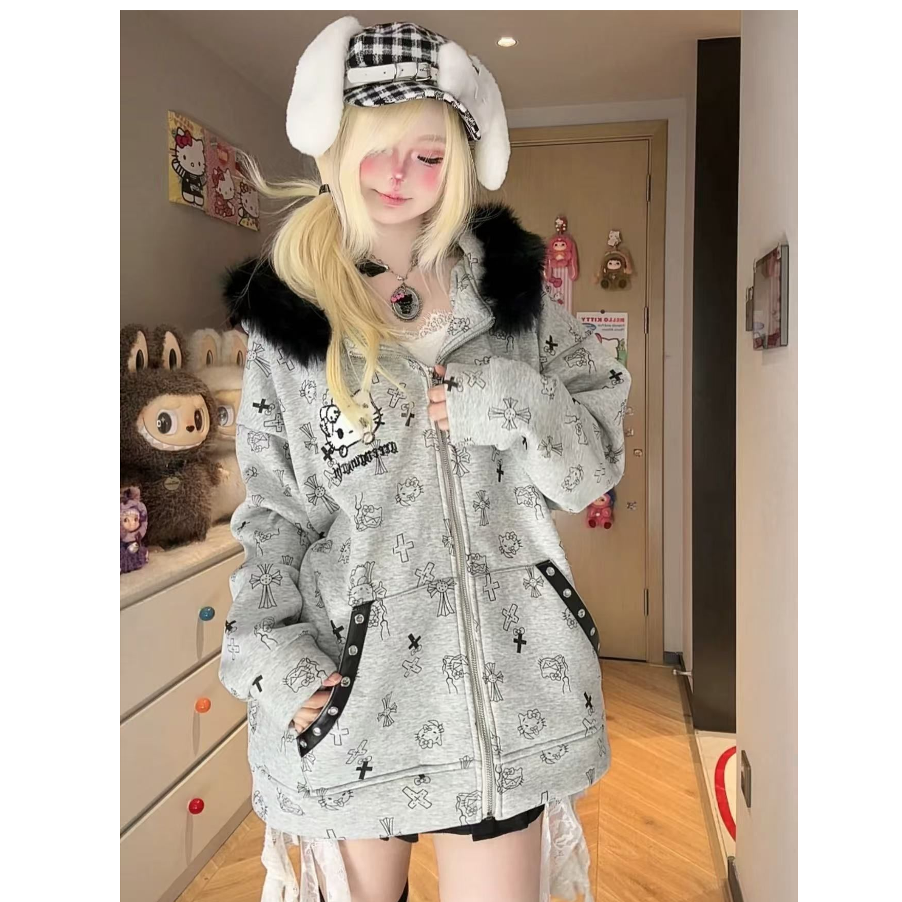 欧货通勤简约休闲风满印卡通兔耳朵连帽卫衣女保暖加绒秋冬款外套,淘宝优惠券,粉丝福利购,淘宝优惠卷