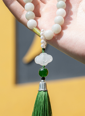 灵隐佘太翠手持文玩手串