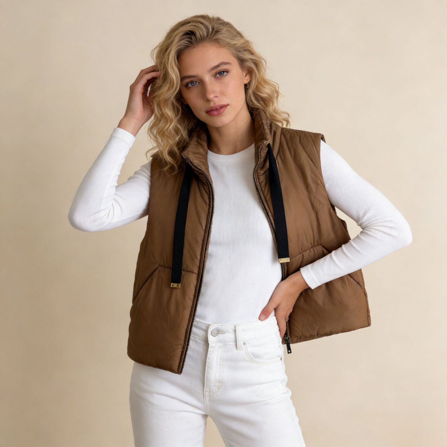 欧美风轻盈保暖珍奢驼绒填充抽绳立领休闲女款背心马甲外穿内搭,淘宝优惠券,粉丝福利购,淘宝优惠卷