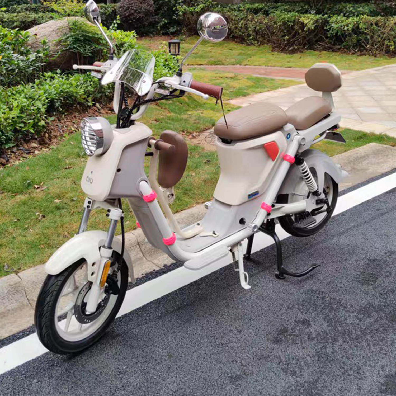 适用小牛U1E u1e电动车铝合金脚蹬中轴堵头改装2025U1E脚踏脚塞子 - 图0