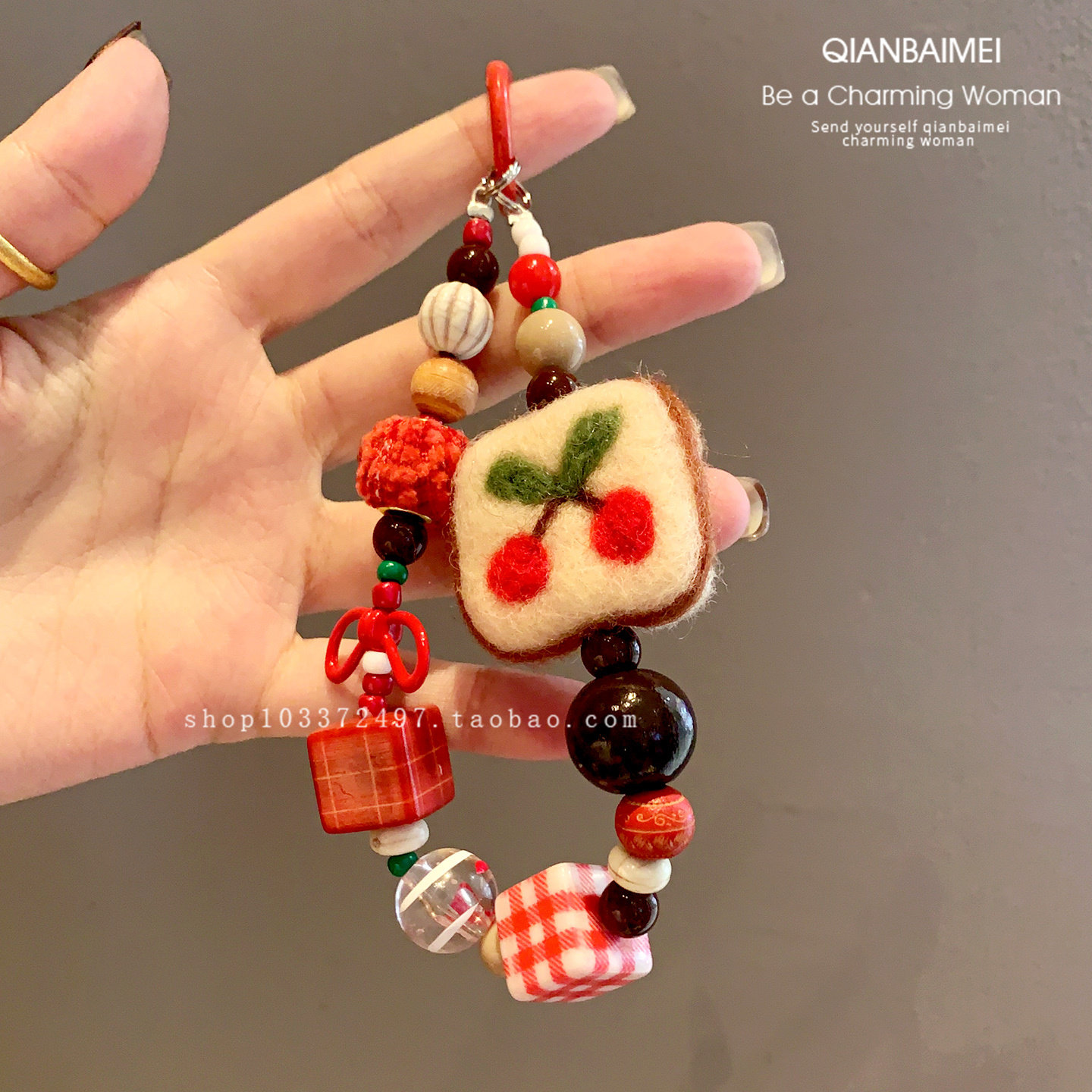 高级感毛绒串珠手机链挂绳女防丢防摔耐用配饰秋冬复古挂件钥匙扣,淘宝优惠券,粉丝福利购,淘宝优惠卷