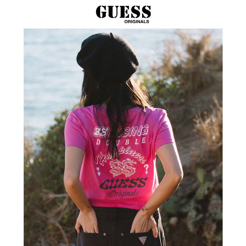 GUESS Originals x 88rising胶囊系列女短袖T恤-W3PI71K2Q40 - 图2