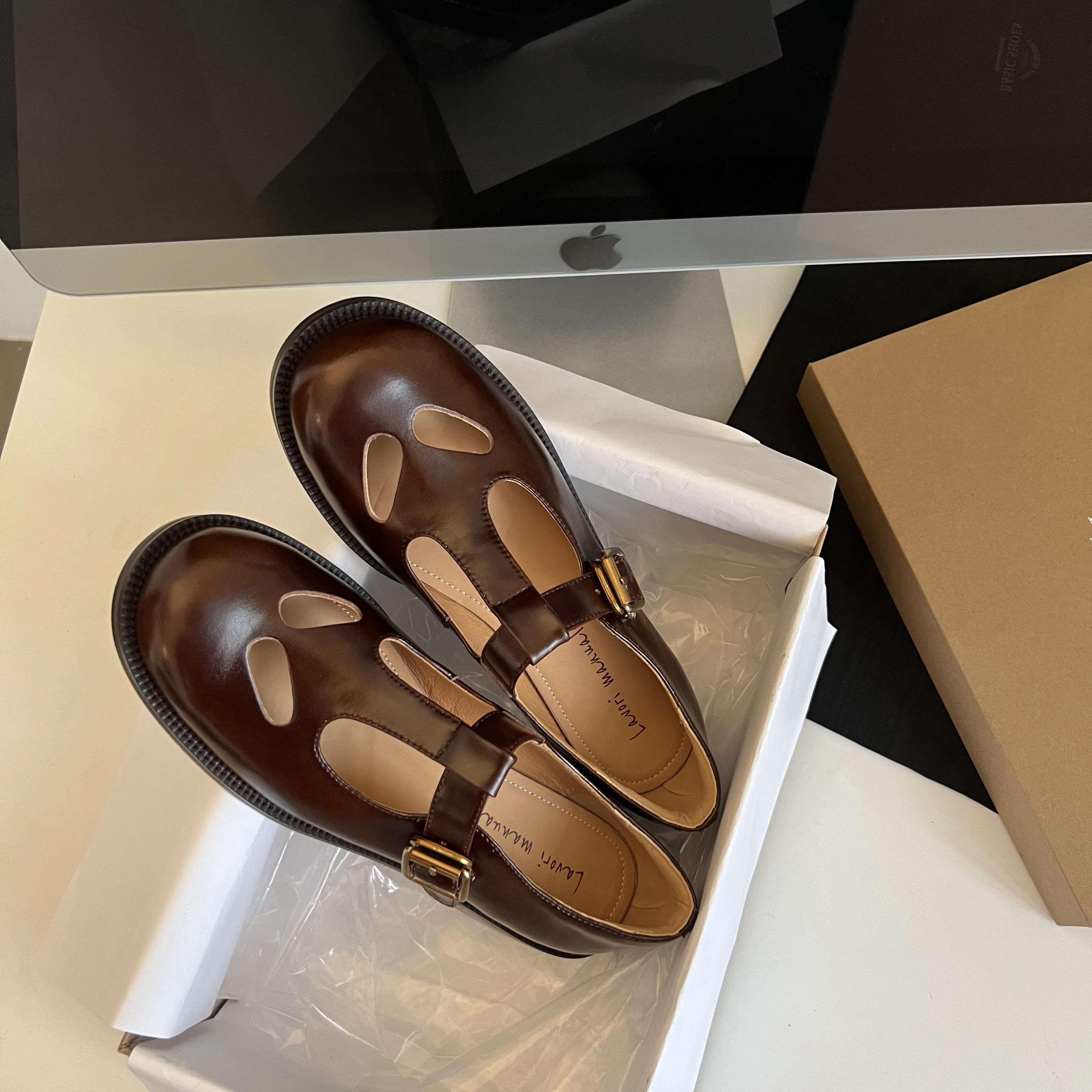 圆圆妈2026春季复古单鞋中口镂空丁字扣玛丽珍百搭粗跟牛皮女鞋子,淘宝优惠券,粉丝福利购,淘宝优惠卷