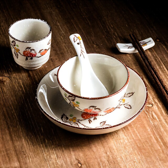 One person food tableware bowls and spoons Chinese underglaze color