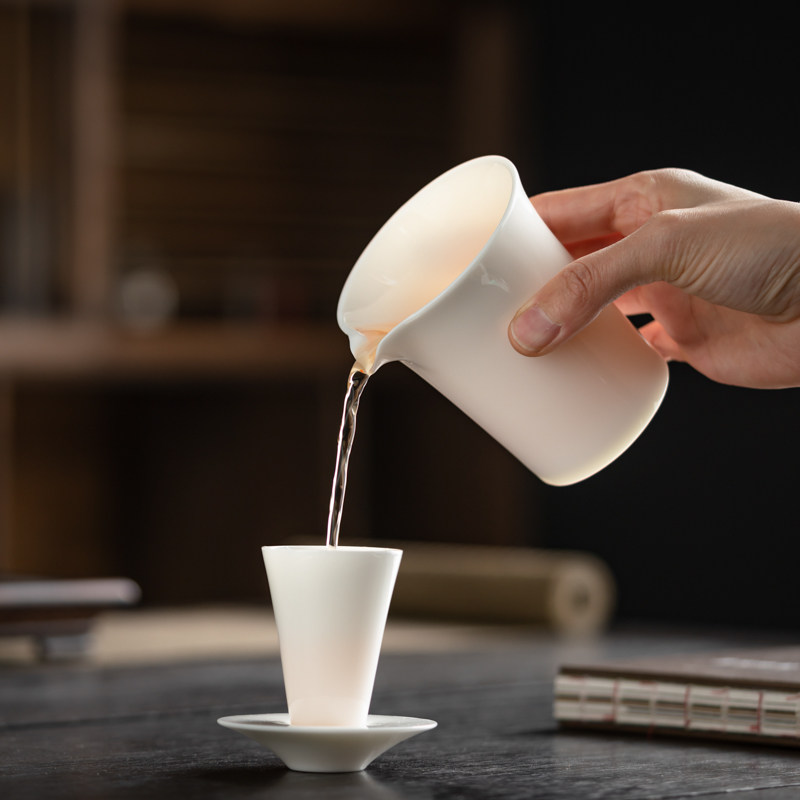 苏氏陶瓷羊脂玉瓷公道杯陶瓷茶海德化白瓷分茶器功夫茶具大号公杯,淘宝优惠券,粉丝福利购,淘宝优惠卷