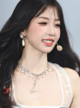 虞书欣演唱会同款珍珠吊坠项链