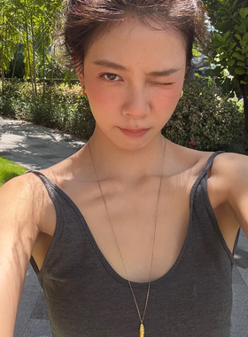 宋妍霏同款项链小鱼吊坠