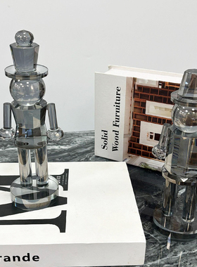 创意透灰色水晶潮玩卡通人摆件