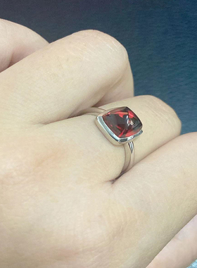 小肥纯银复古天然糖塔石榴石戒指