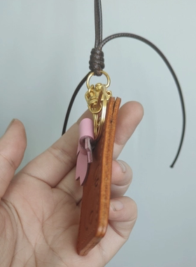 原创手工可爱胡萝卜小兔真皮小挂件牛皮挂饰小众平安福NFC门禁卡