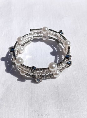 青岛外贸欧美外贸饰品时尚个性手环欧美水钻珍珠精品手镯