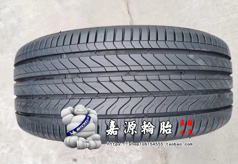 马牌轮胎UC6 235/50R18 101W 奥迪Q3途观荣威RX5翼虎 XTS 领/克02