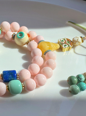 原创设计天然女王贝手持手链 含猛犸象牙青金石蜜蜡松石雕刻件