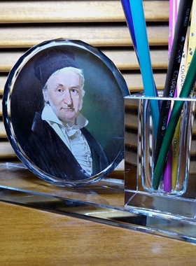 高斯摆设纪念品[礼物德国数学家礼品模型装饰收藏品水晶笔筒摆件