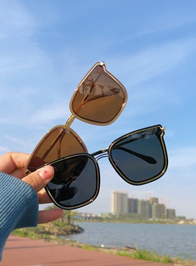 海边墨镜长脸显瘦复古街拍开车