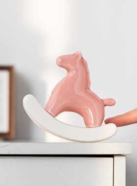 创意可爱小马摆件陶瓷装饰品
