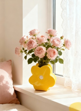 可爱花朵造型陶瓷花瓶摆件