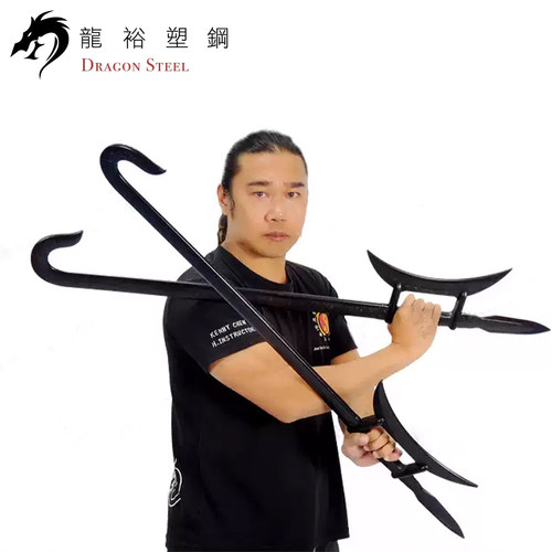 台湾龙裕塑钢抗战屠龙刀道具练习武术兵器车载防身神鹰剑龙剑鱼 - 图2