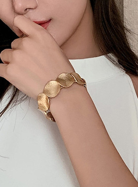 欧美简约褶皱几何圆片手链创意设