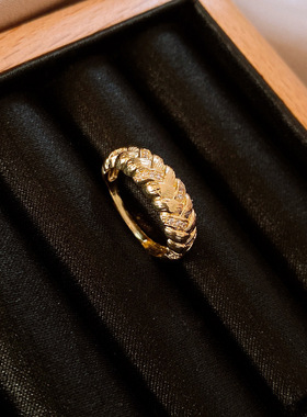 蝴蝶镶钻锆石开口戒指轻奢冷淡风