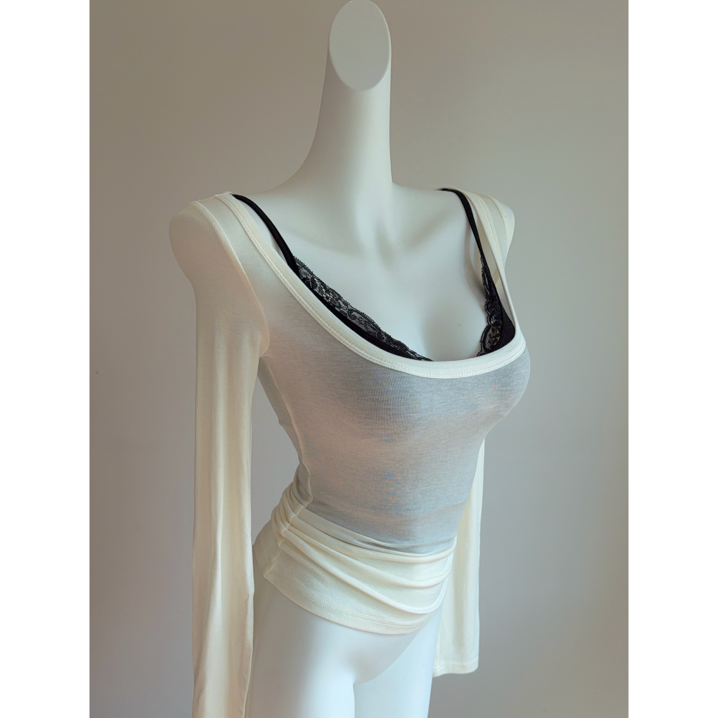 店主私服~纯欲蕾丝吊带+u领长袖内搭打底衫女 莱赛尔天丝羊毛T恤,淘宝优惠券,粉丝福利购,淘宝优惠卷