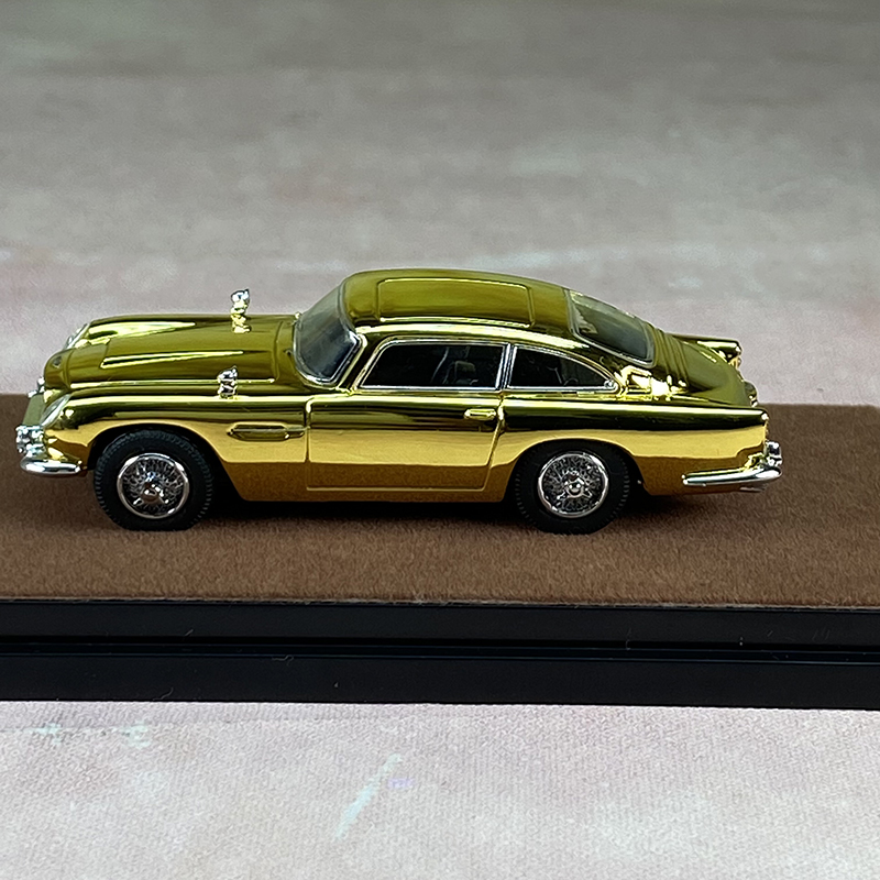 小光 1:64 阿斯顿马丁ASTON MARTIN DB5 合金授权汽车模型电镀金 - 图0