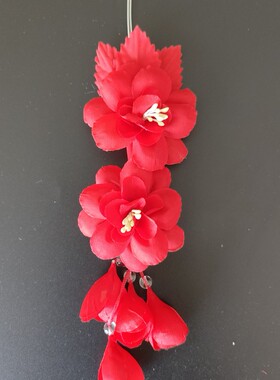 戏曲戏剧舞台道具头饰真丝小茶花豫剧头花秦腔绢花正龙青岛剧装