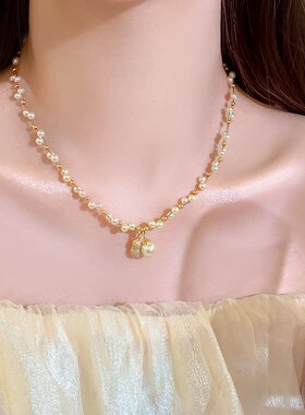 轻奢小众花生珍珠项链女2026新款巨好看颈链高级感配饰毛衣链装饰