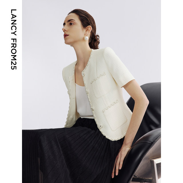 Langzi 2025 summer new style short-sleeved round neck small fragrant short jacket box-shaped webbing French white elegant top