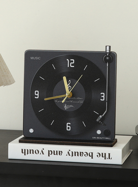 黑胶唱片时钟桌面中古风摆件高级感小众客厅家居电视柜办公室装饰