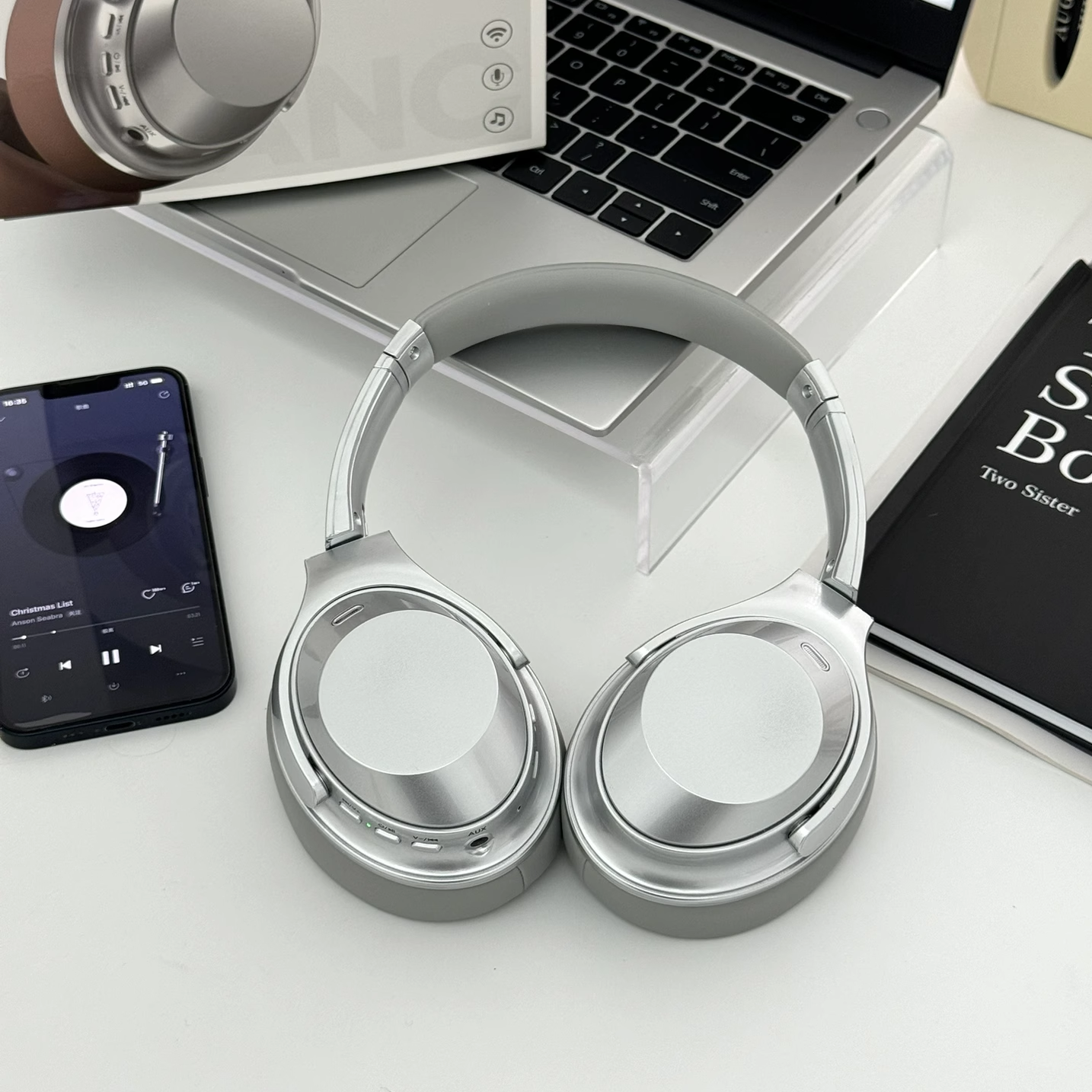 复古头戴式耳机小头无线蓝牙降噪2025新款可折叠穿搭美拉德式拍照 - 图2