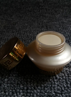 台湾依思得美日霜化妆品