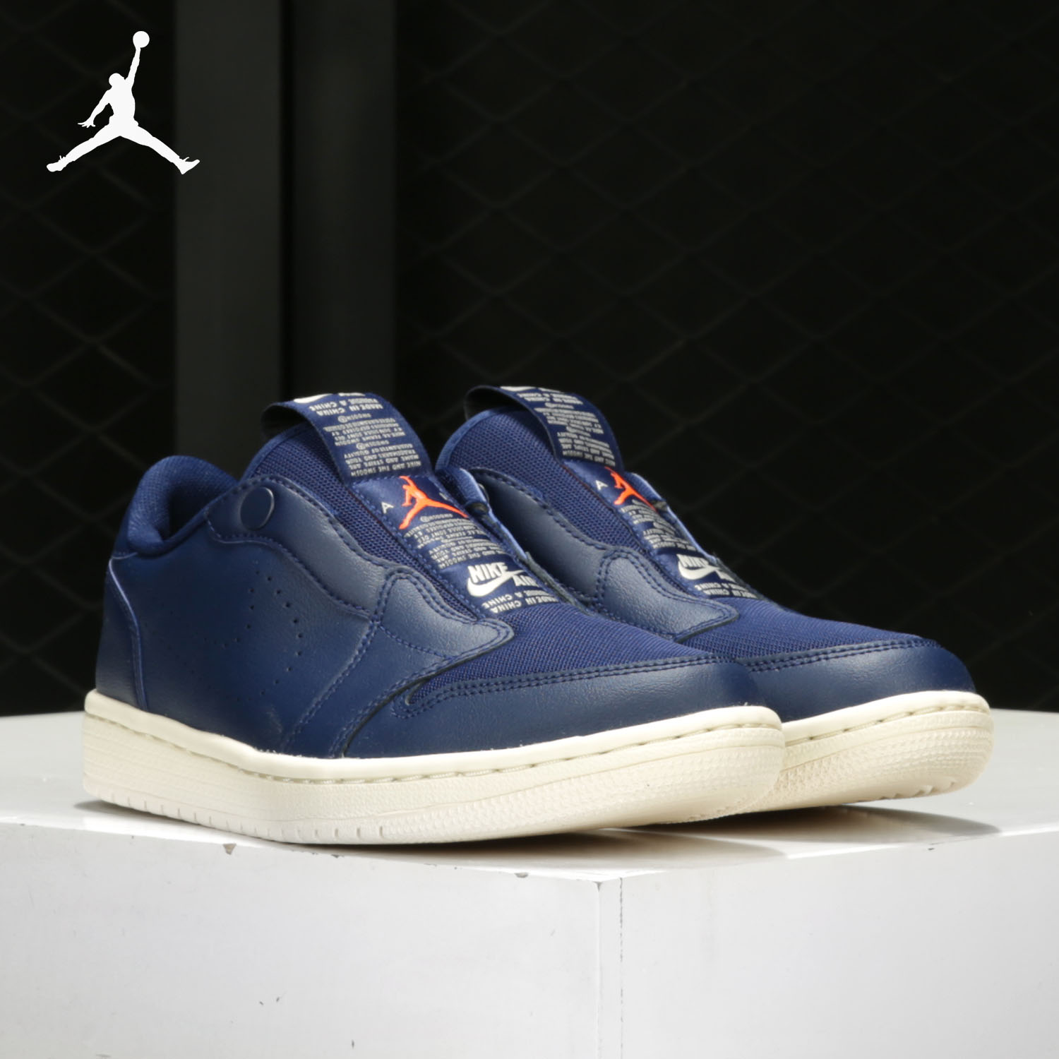 Nike/耐克正品Air Jordan1 变革一脚蹬低帮运动板鞋休闲鞋AV3918 - 图2