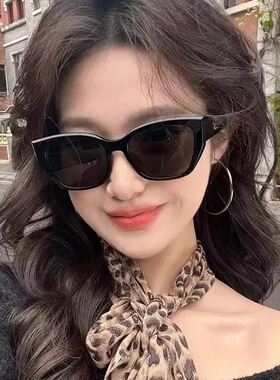 韩版复古椭圆猫眼黑色太阳眼镜女防紫外线高级感海边度假墨镜小脸