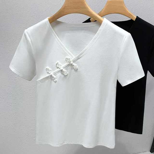ຄໍ V-neck oblique placket buckle summer ສີດໍາກະທັດຮັດແບບຈີນໃຫມ່