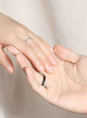 s925纯银黑白戒指情侣指环女男小众原创设计褪色恋爱对戒刻字素圈