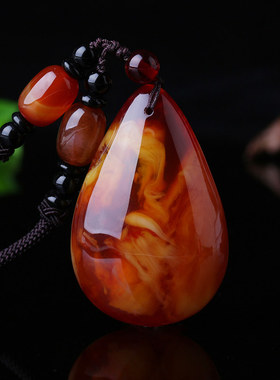 蜜蜡吊坠水滴血珀项链长款男女衣服配红色饰品高档复古挂绳毛衣链