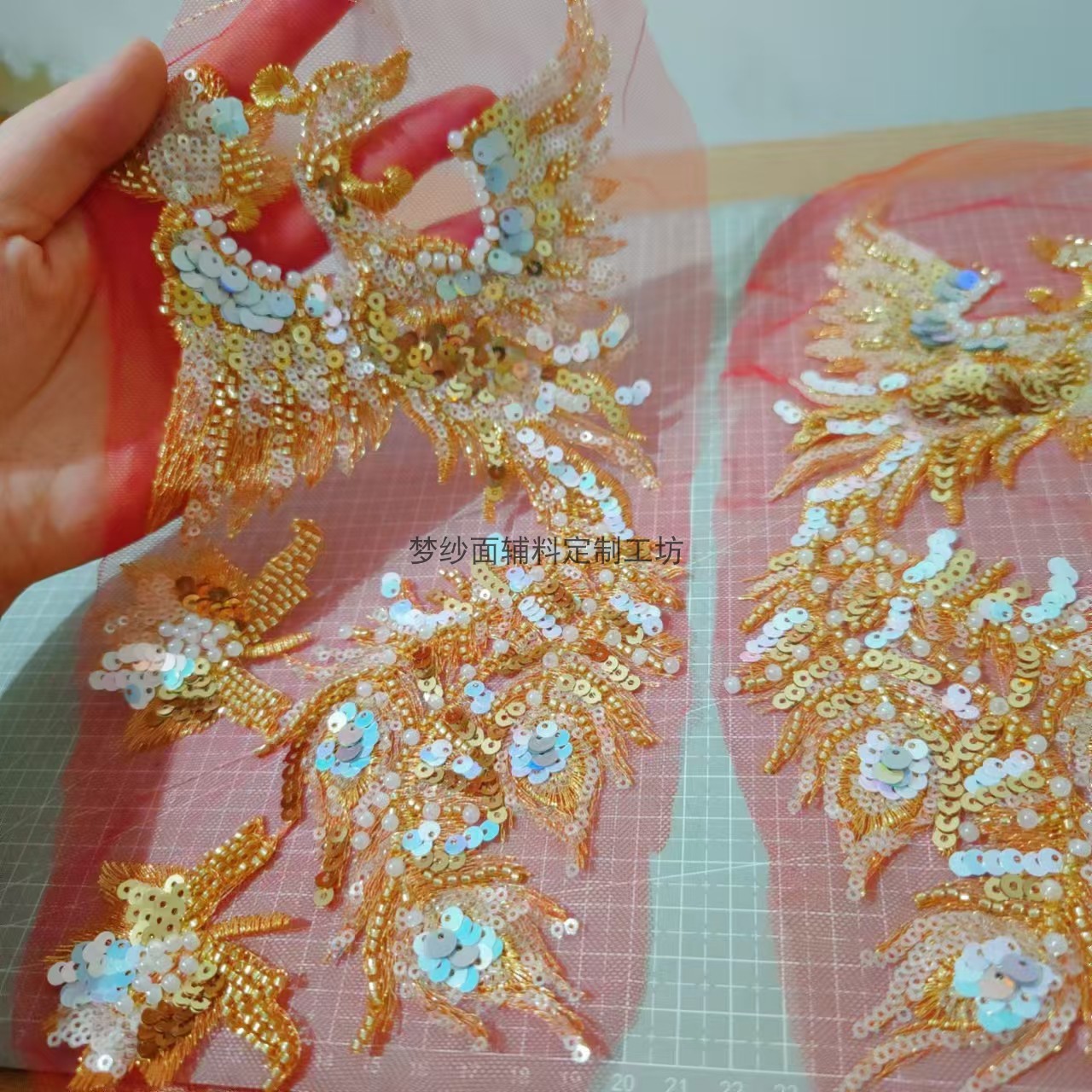 小凤凰一对价 红底珠绣凤凰花贴 新娘婚纱礼服刺绣 DIY新品上市 - 图2