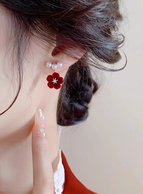 ins红色丝绒耳夹无耳洞女新款耳环敬酒服花朵仿珍珠耳钉甜美耳饰