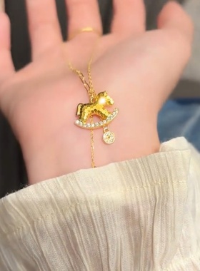 马上有钱碎冰冰项链高级感轻奢小众2026本命年生肖属马铜钱锁骨链