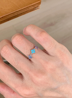 绿色多巴胺四叶草戒指女小众设计可调节小指尾戒耳钉手链首饰套装