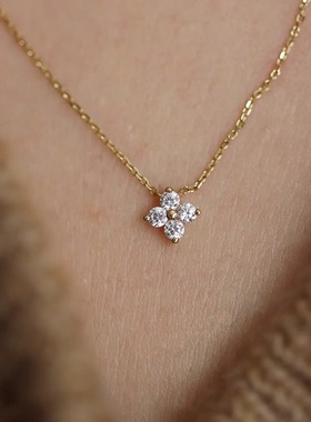 mini百搭莫桑钻石四叶草项链女2025新款高级感轻奢小众花朵锁骨链
